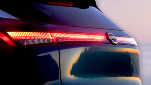 Nissan Holds Prices