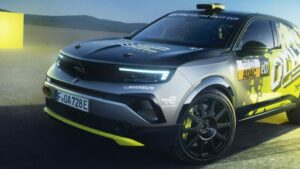 Mokka GSE Hits Dirt