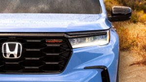 Honda Shifts to Hybrids