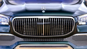 Mirror Issue Hits Mercedes