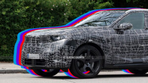BMW iX5 M70 Debut